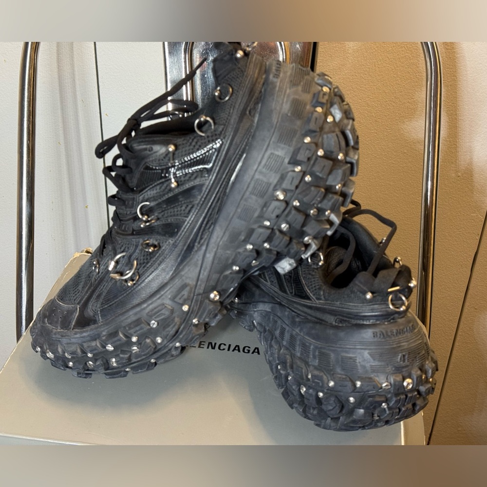 BALENCIAGA Men's Bouncer Screw Sneakers with Piercings Size 47/14 - Picture 10 of 14